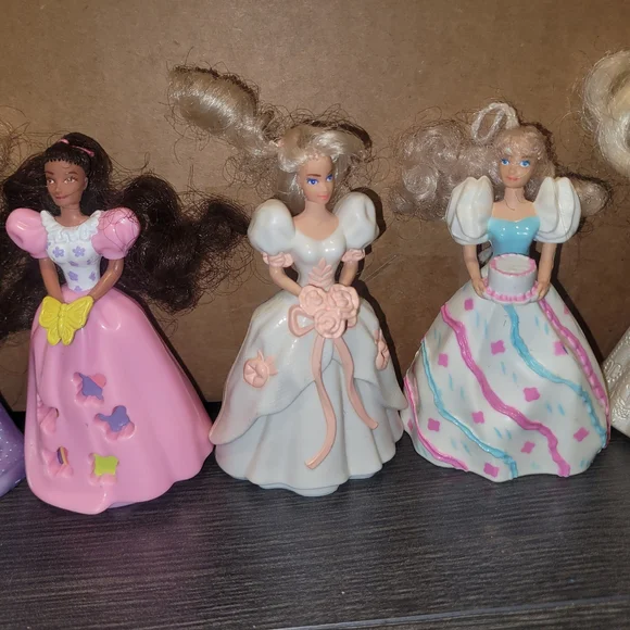 ❤️Barbie Miniature Dolls Set Of 5 - Picture 3 of 5